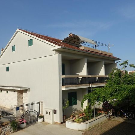 Apartment Tonka Vodice Extérieur photo